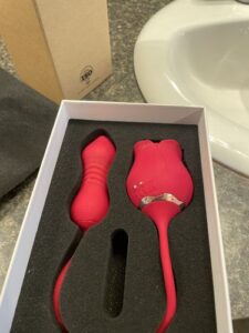 FIONA PLUS Rose Clit Licking Stimulator & Thrusting Egg photo review